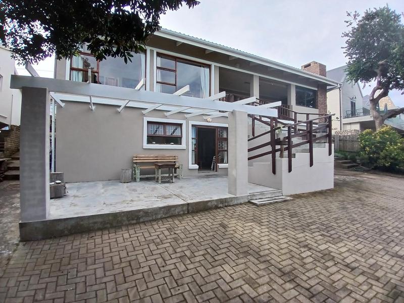 4 Bedroom Property for Sale in Stilbaai East Western Cape